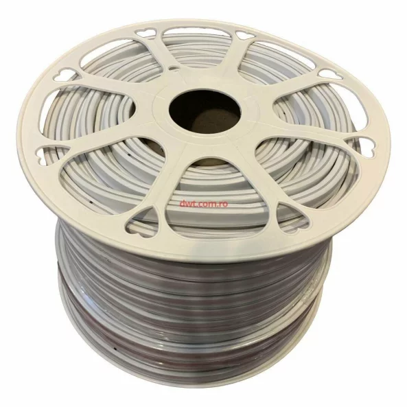 FURTUN LUMINOS RGB CU LED STRIP 50M