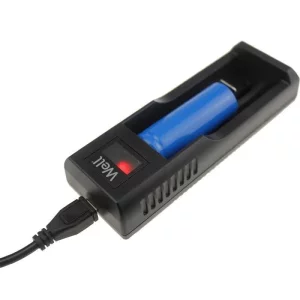 INCARCATOR ACUMULATORI. L-ION 3.7V
