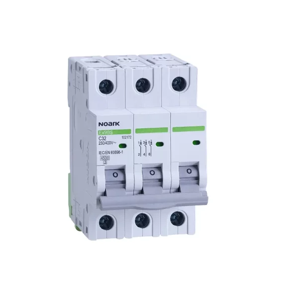 MINI-INTRERUPATOR 4,5 KA CARACTERISTICA C 25 A 3-POLI