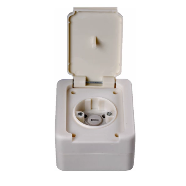 PRIZA IND TRIFAZATA 16A MM00005