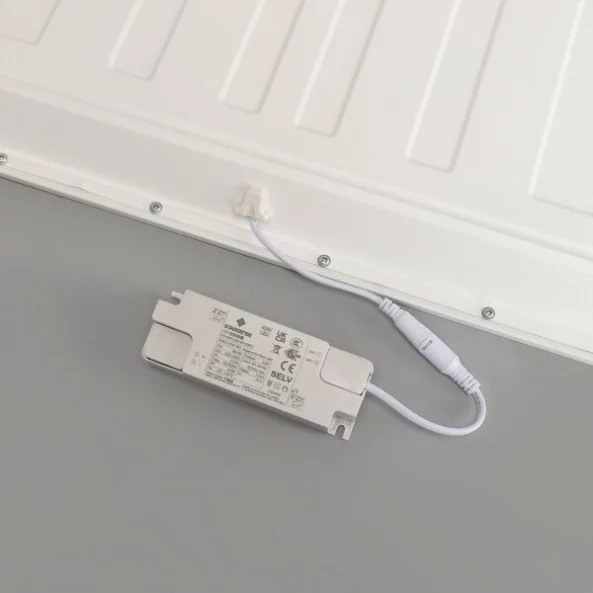 PANEL LED BACKLIGHT INCASTRAT UGR19 60X60 40W 4800LM 4000K 220-240V PLUS ALB