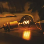 Bec LED deco smoked 4 5W 180LM E27 1800K G125 Emos Z58311